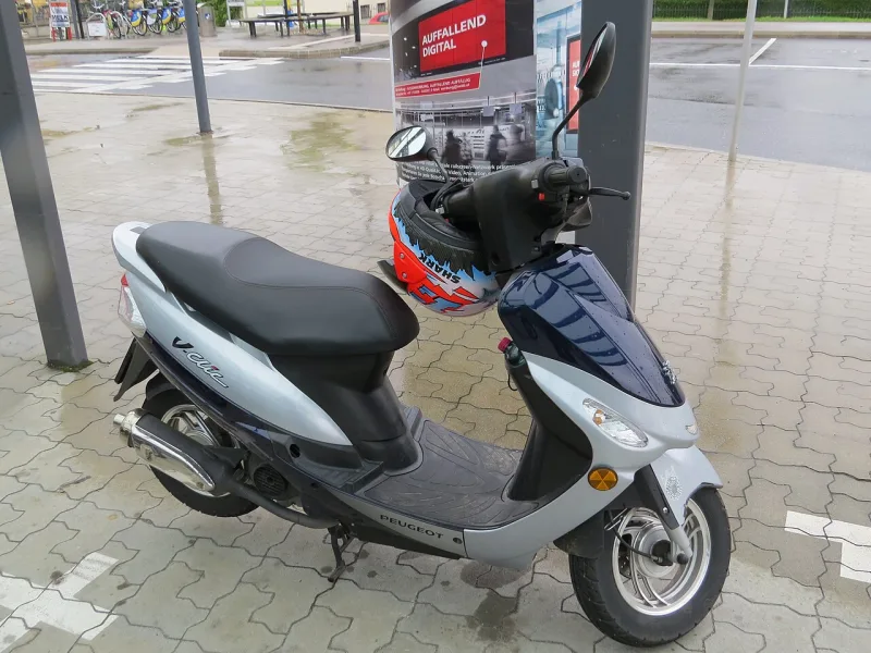2013 Peugeot V-CLIC