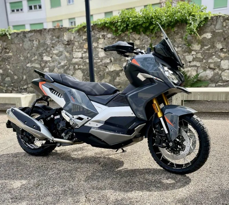 2023 Peugeot XP400 Motorrad
