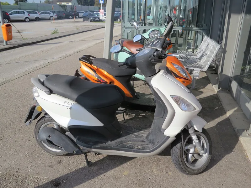 2011 Piaggio Fly 125