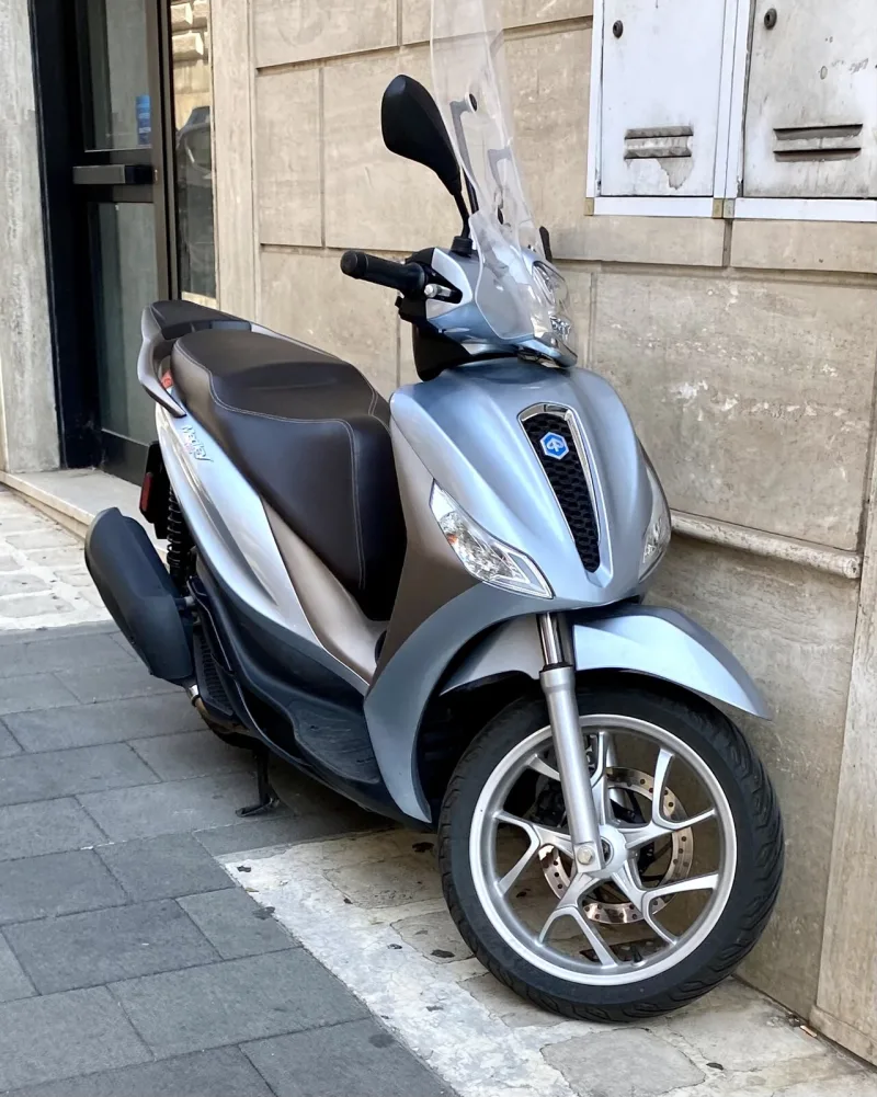 2023 Piaggio Medley 125 Motorrad