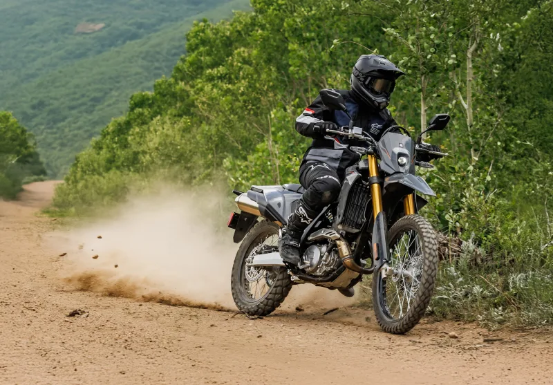 2026 Suzuki DR-Z4S Motorrad