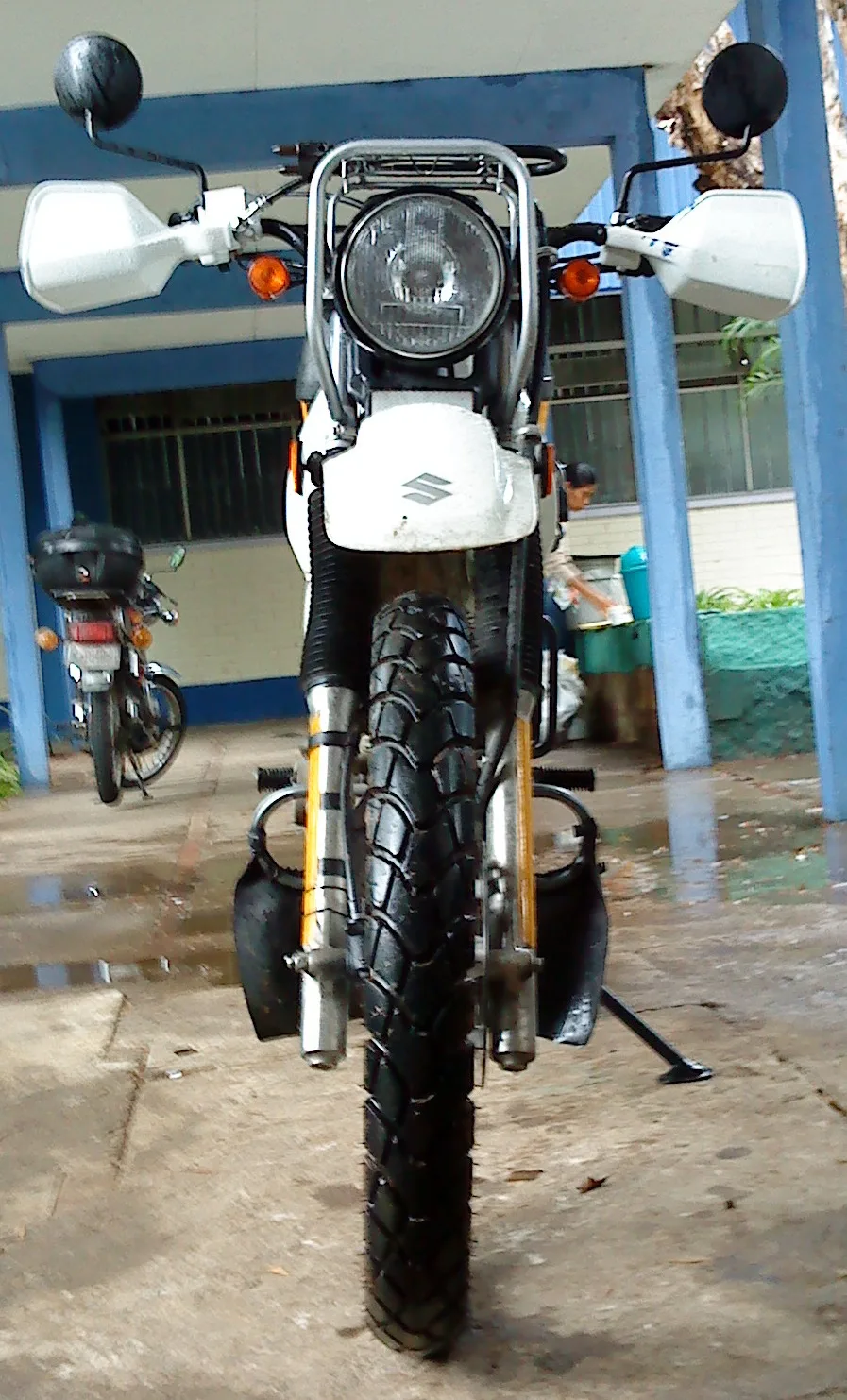 2016 Suzuki DR200