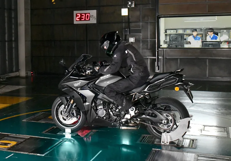 Suzuki GSX-S1000 2026