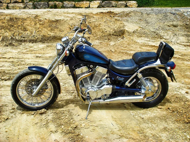 2022 Suzuki Intruder Motosiklet