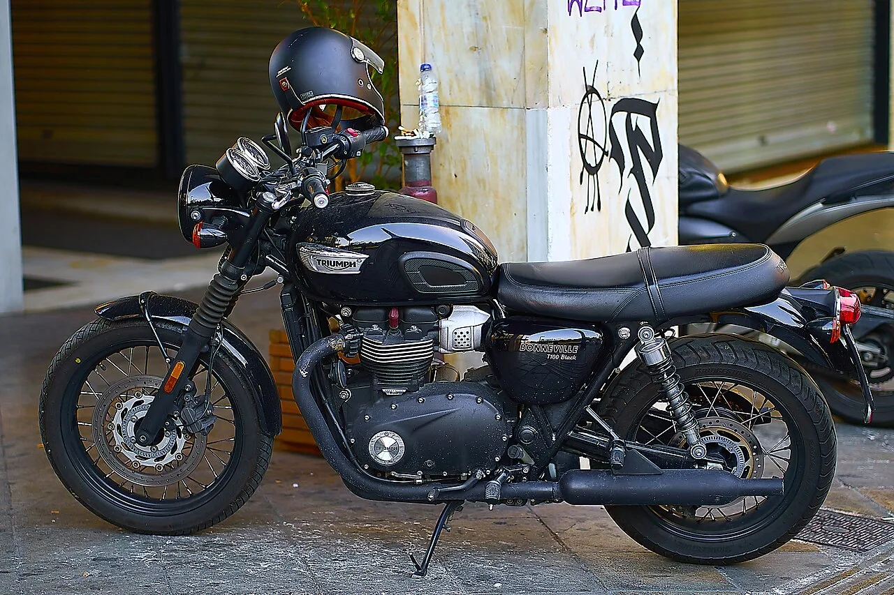 2020 Triumph Bonneville T100 Black
