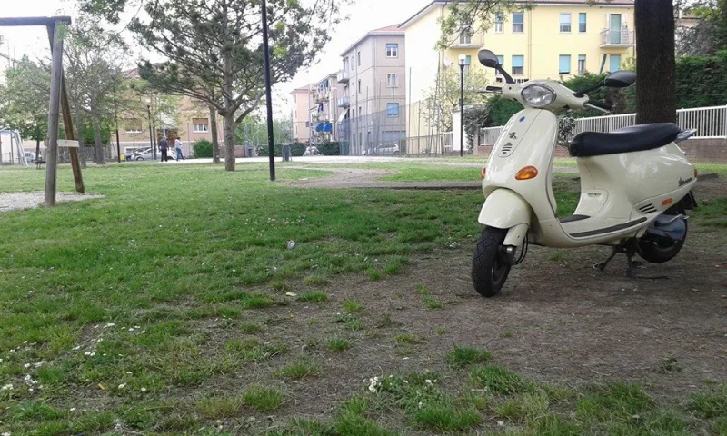 2005 Vespa ET2 50 Motosiklet