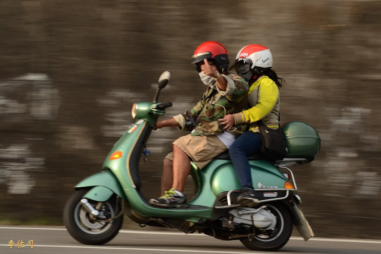 2005 Vespa ET4 125