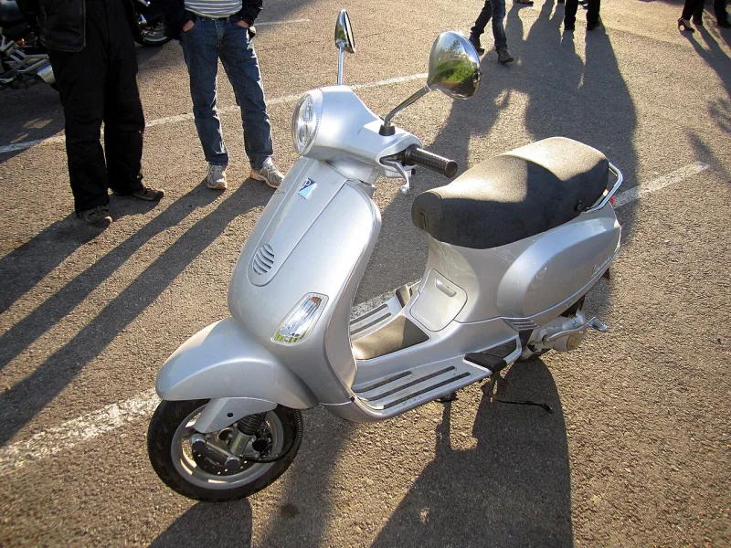 2009 Vespa LX 125