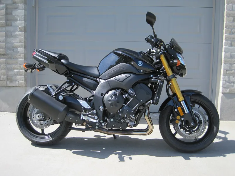 2015 Yamaha FZ8