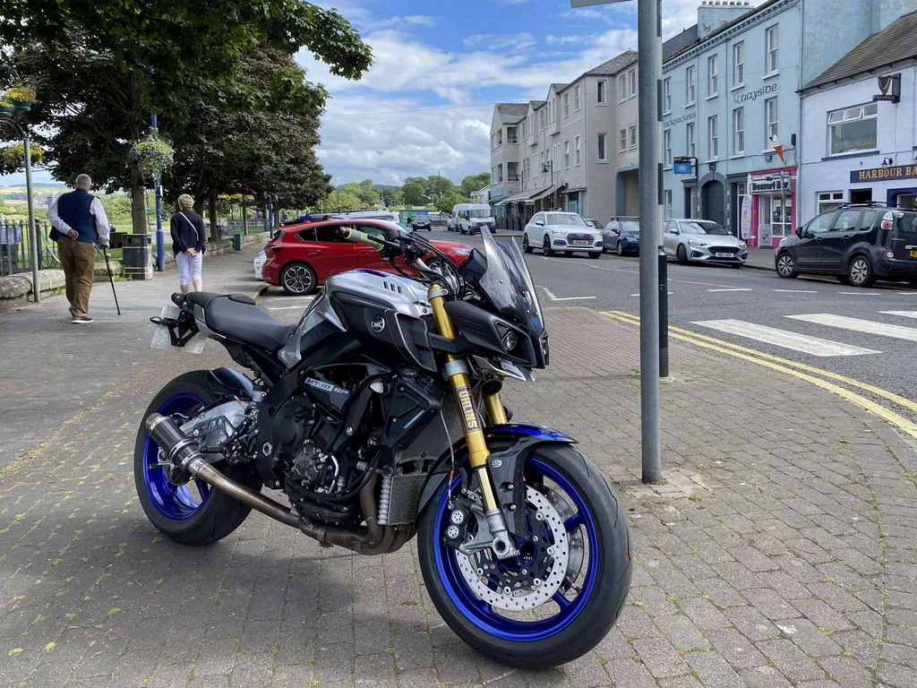 2025 Yamaha MT-10 SP