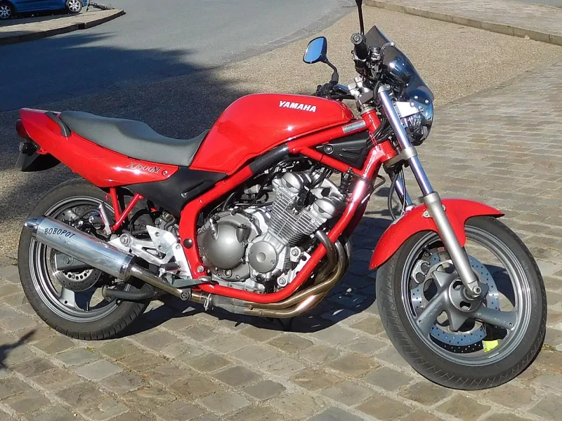 2002 Yamaha XJ 600 N