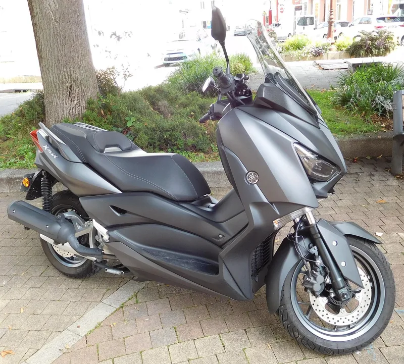 2022 Yamaha XMAX Motosiklet