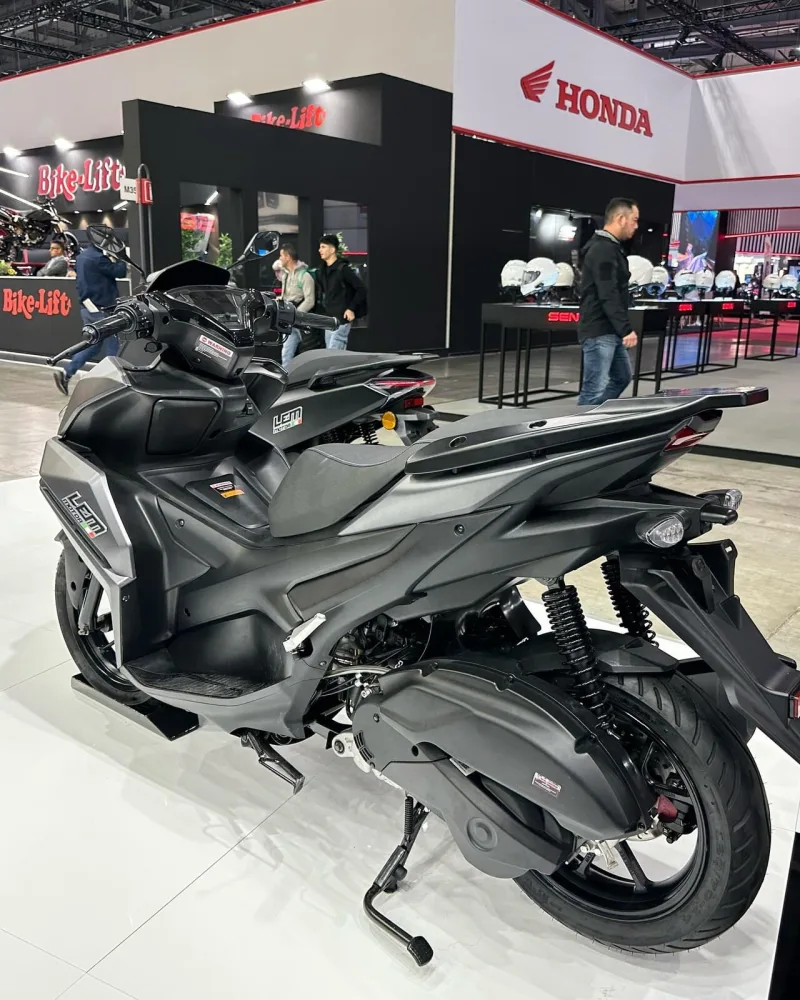 2025 Znen NVH Motosiklet